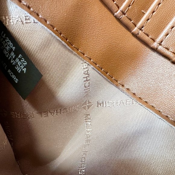 Michael Kors Jet Set Travel Large Trifold Wallet MK Signature Vanilla Brown - Picture 9 of 10